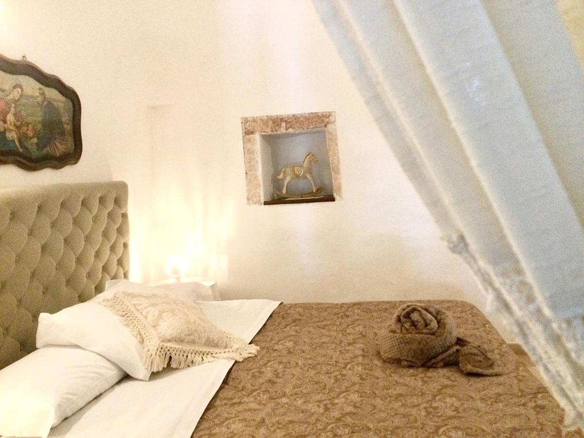 Mirella Charming Bed and Breakfast Alberobello Exteriör bild