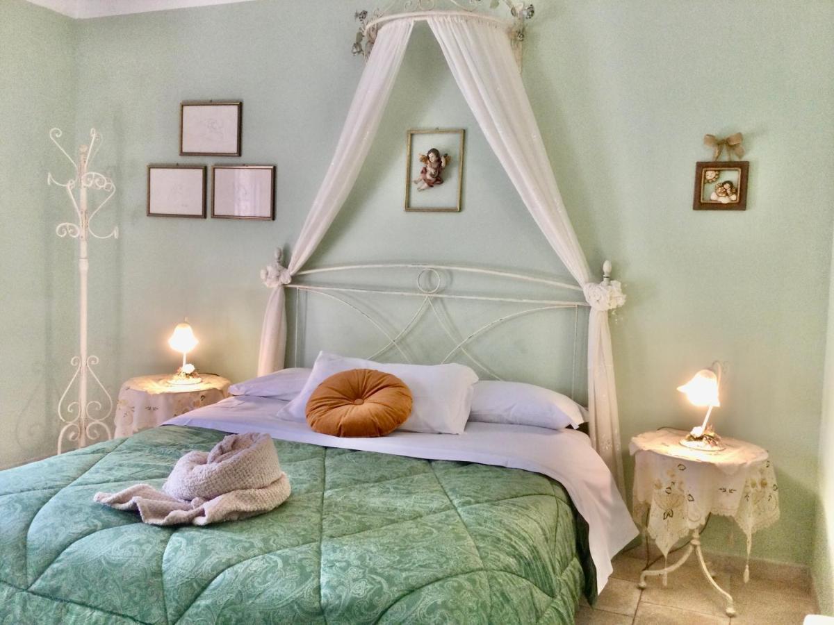 Mirella Charming Bed and Breakfast Alberobello Exteriör bild