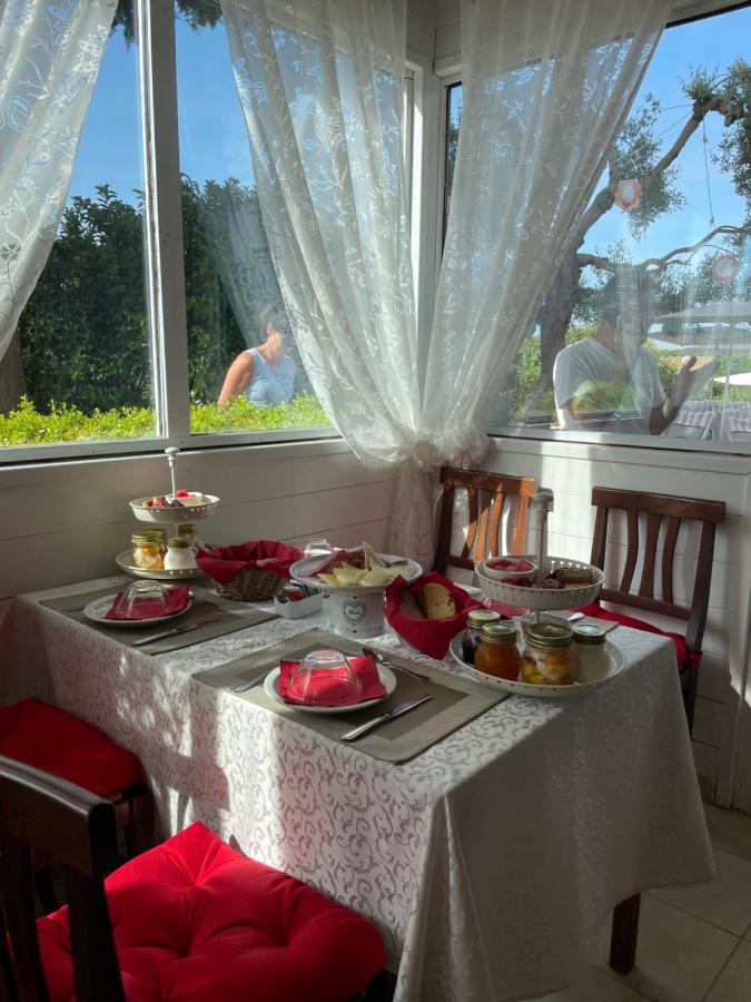 Mirella Charming Bed and Breakfast Alberobello Exteriör bild