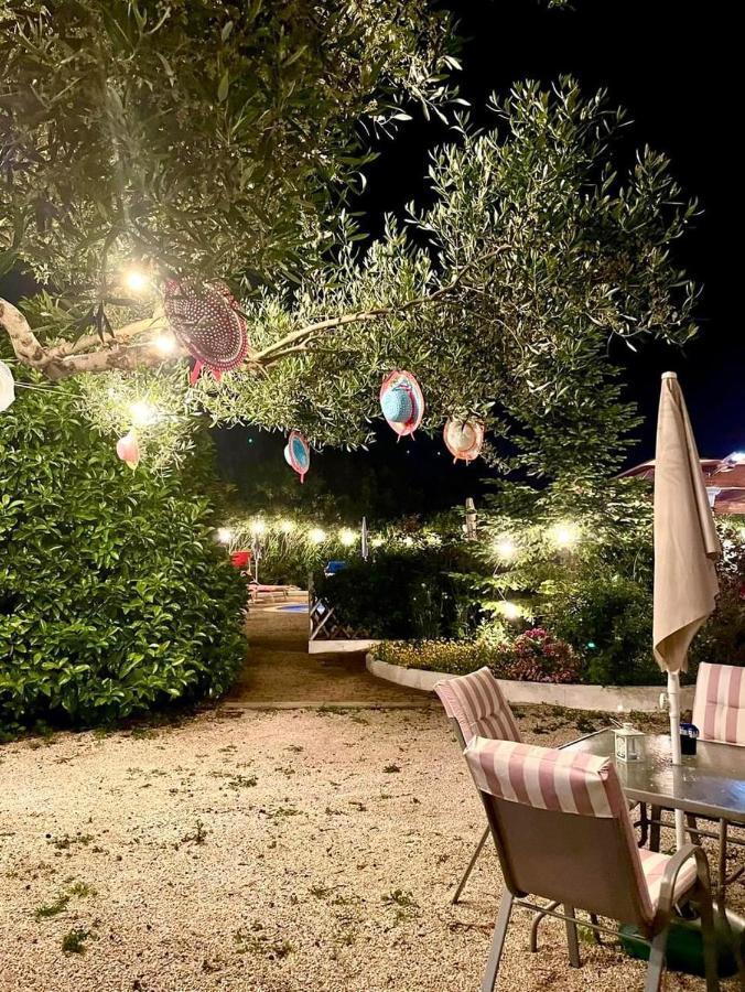Mirella Charming Bed and Breakfast Alberobello Exteriör bild
